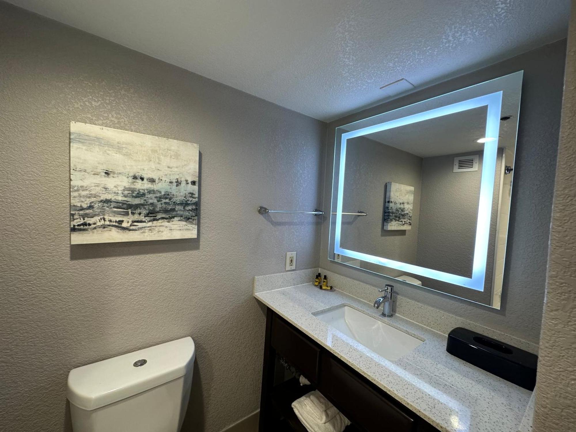 Comfort Inn Dallas North Love Field Airport Ngoại thất bức ảnh