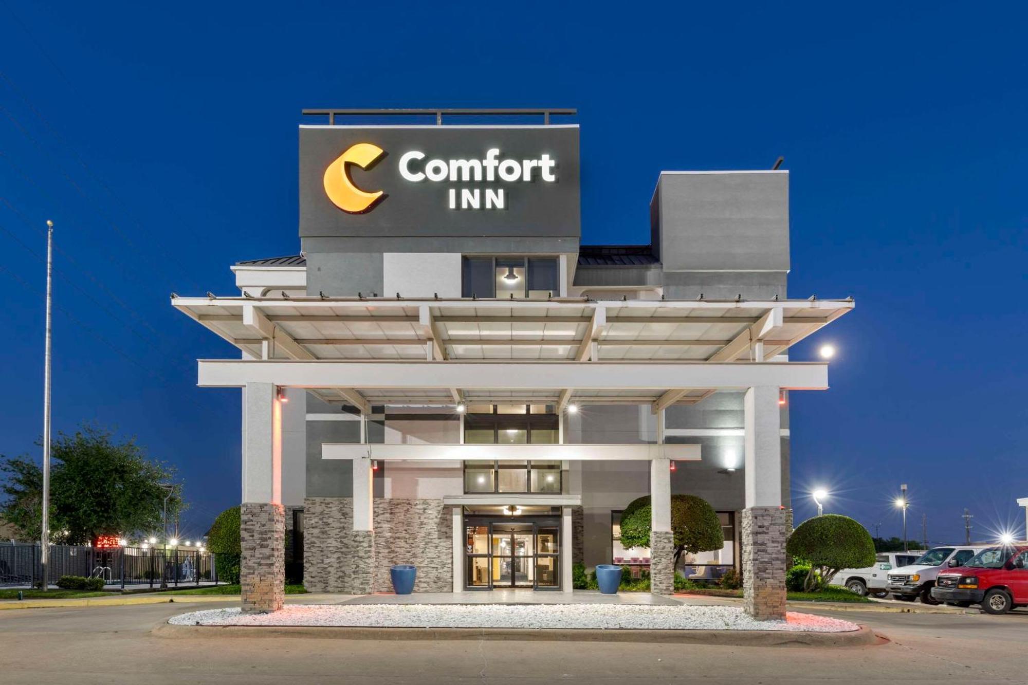 Comfort Inn Dallas North Love Field Airport Ngoại thất bức ảnh