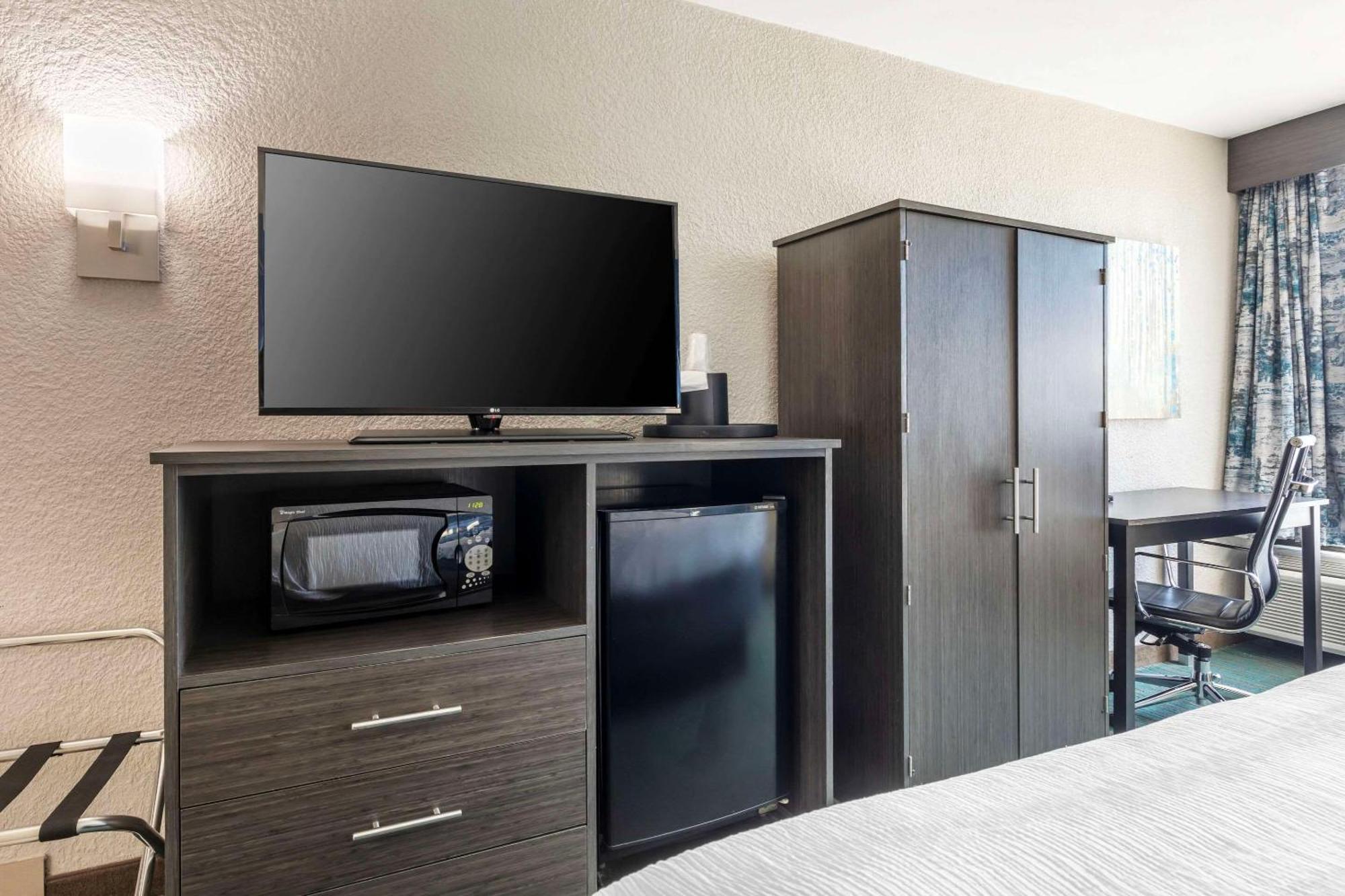 Comfort Inn Dallas North Love Field Airport Ngoại thất bức ảnh