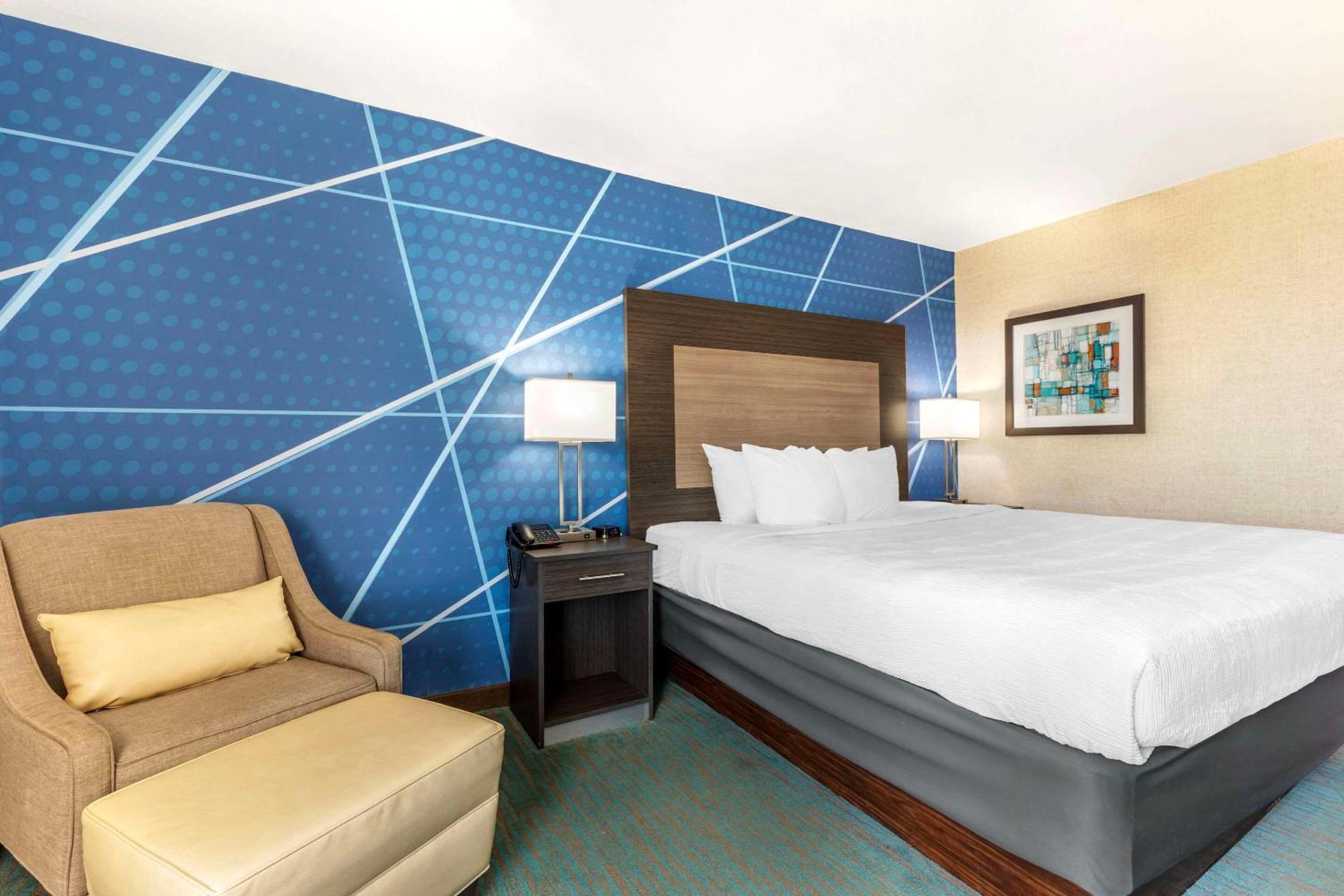 Comfort Inn Dallas North Love Field Airport Ngoại thất bức ảnh